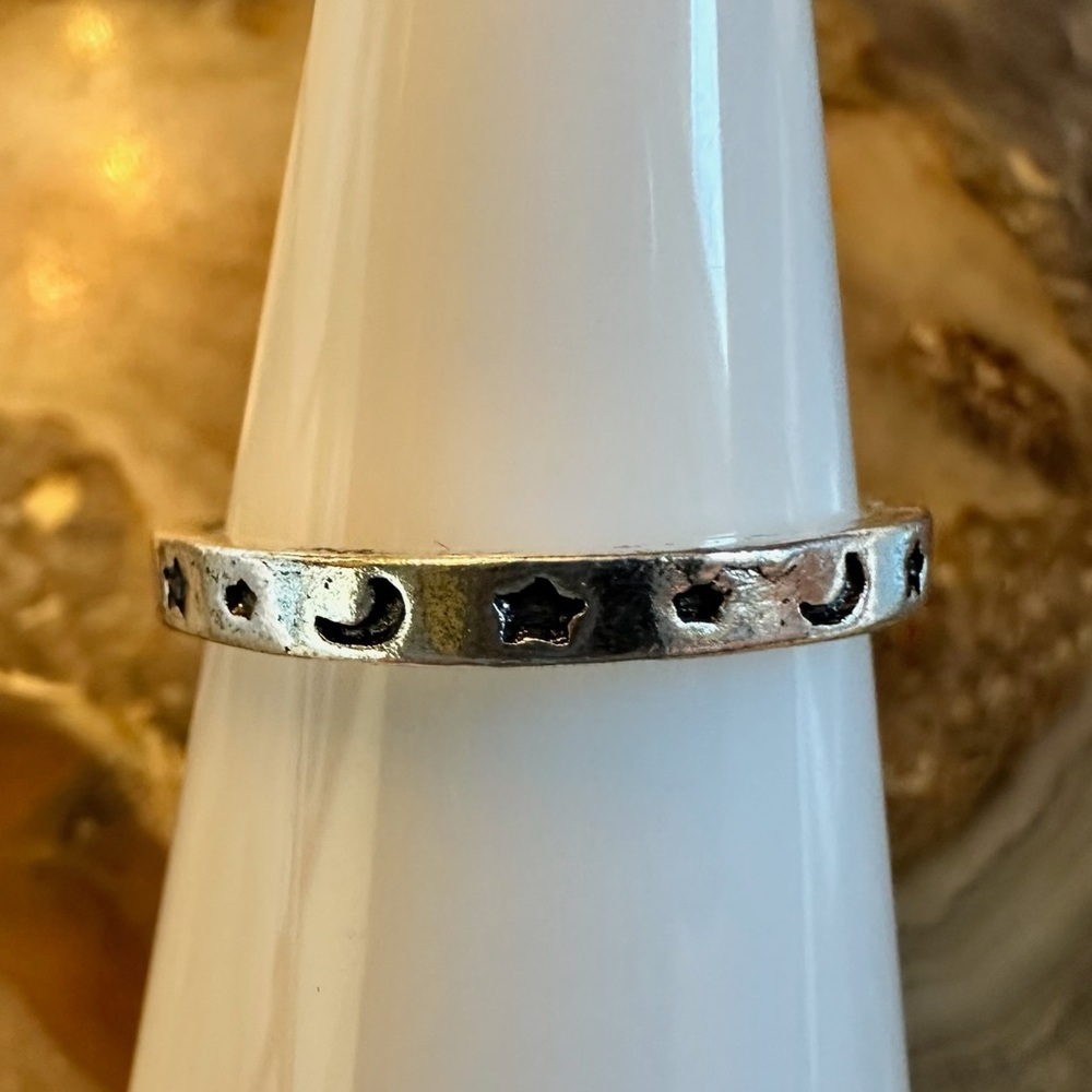 3194 Silver Ring with Star and Moon Design